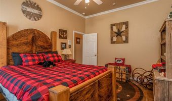 1701 W Lake Shore Dr, Alvarado, TX 76009