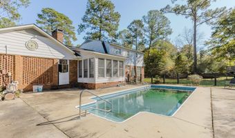 208 Edgewood Dr, Americus, GA 31709