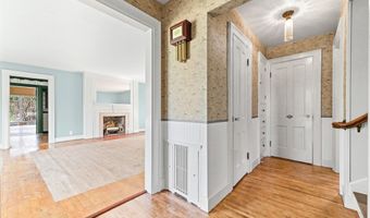 1134 Glamorgan St, Alliance, OH 44601