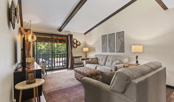 3182 JUSTIN Ct 8, Appleton, WI 54914