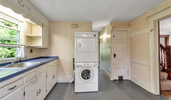 158 Mill St, Amherst, NY 14221