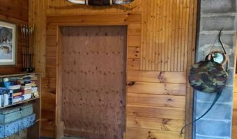 166 Manny Corners Rd, Amsterdam, NY 12010
