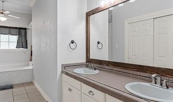 4013 Wisteria Ln, Benton, LA 71006