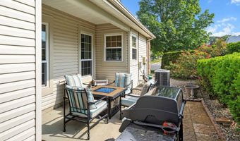 49 Butler Ave, Bayville, NJ 08721