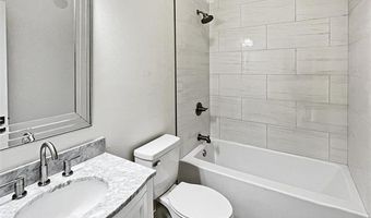 56 GOOD St, Bay St. Louis, MS 39520