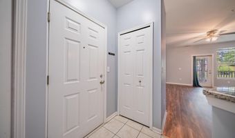 953 E Summerfield Glen Cir, Ann Arbor, MI 48103