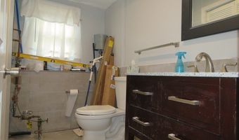 28 Savoy St, Billerica, MA 01862