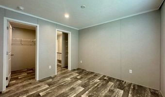 46 Quarry Hill Ests 46, Akron, NY 14001