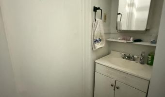 226 Monroe St, Allegan, MI 49010