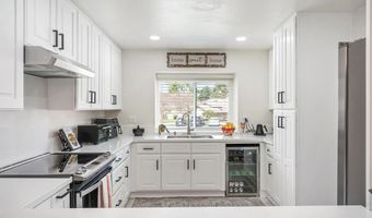 1766 Pala Lake Dr, Fallbrook, CA 92028