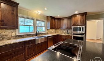 270 Riverhill Dr, Athens, GA 30606