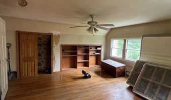 46 Queensland Rd, Billerica, MA 01862