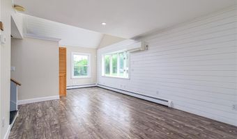 473 Klondike Rd, Charlestown, RI 02813