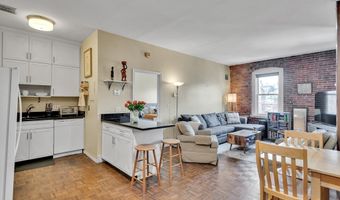 167 Commonwealth Ave 8, Boston, MA 02116