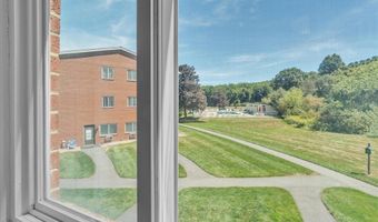 22 Dailey St G, Attleboro, MA 02703