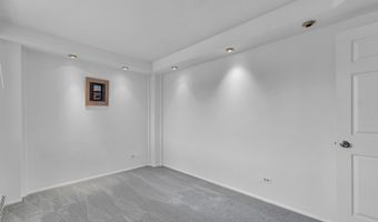 1050 Wall St 2C, Ann Arbor, MI 48105