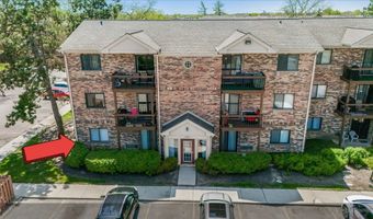 2221 W Nichols Rd A, Arlington Heights, IL 60004
