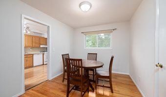 540 Sherman Ave, Belford, NJ 07718
