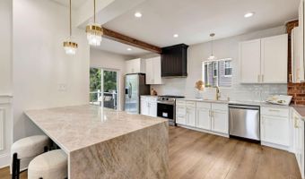 5819 Bramble Ave, Cincinnati, OH 45227