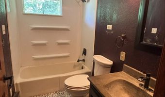 135 S Steer St, Addison, MI 49220