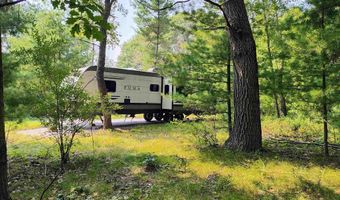 227 S Fern Ln, Oxford, WI 53952