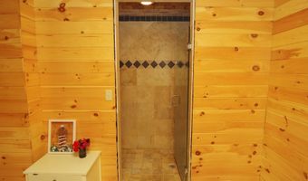 47 Gales Rd, Abbot, ME 04406