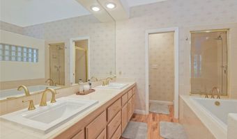 8275 Round Hills Cir, Las Vegas, NV 89113