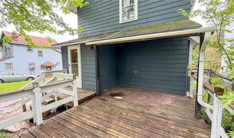 987 Boone St, Akron, OH 44306