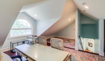 2001 Claudette Ct, Biloxi, MS 39531