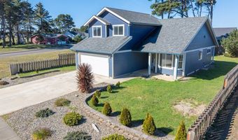 2679 FRANKLIN Ave SW, Bandon, OR 97411