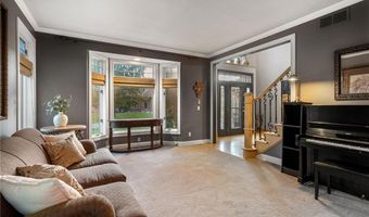 602 24th St NW, Austin, MN 55912