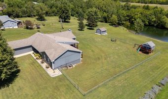 8244 SW Indian Hills Rd, Auburn, KS 66402