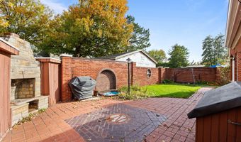 1002 Carroll Ave, Ames, IA 50010