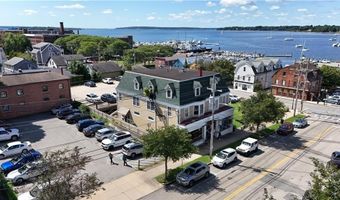 18 State St 4 (2nd Floor West), Bristol, RI 02809