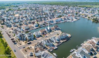 26 Jib Ct, Bayville, NJ 08721