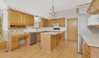 307 Cypress Ct, Andover, KS 67002