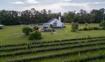 1054 Penny Morris Rd, Baxley, GA 31513