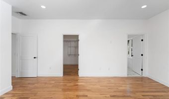 51 Burnett Rd, Warwick, RI 02889