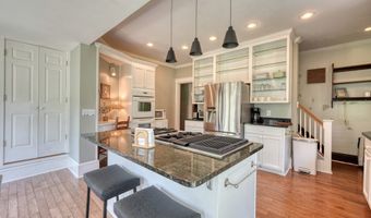 1194 Main St, Andrews, NC 28901
