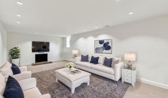 7405 HELMSDALE Rd, Bethesda, MD 20817