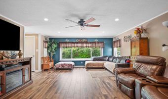 609 Old Brick Rd, Auburn, IN 46706