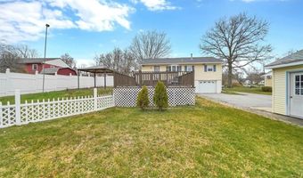 20 Pacer Dr, Newburgh, NY 12550