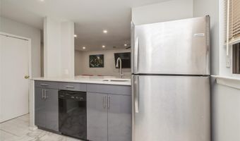 615 Broadway 68, Amityville, NY 11701