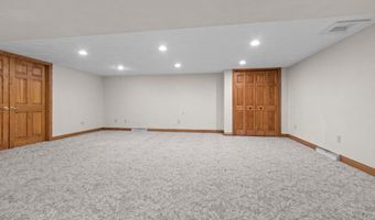 2800 SCHAEFER Cir, Appleton, WI 54915