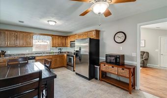 2818 Oakwood Dr, Bardstown, KY 40004
