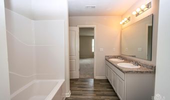 1389 N Gregg Dr, Albany, IN 47320