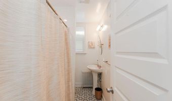 176 AVENUE B, Bayonne, NJ 07002