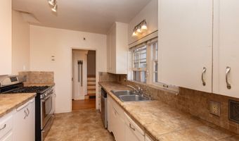 7905 Lemon Cir, La Mesa, CA 91941