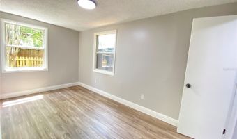 225 E 5TH St A, Apopka, FL 32703