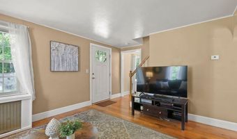 39 Eldorado St, Cranston, RI 02910